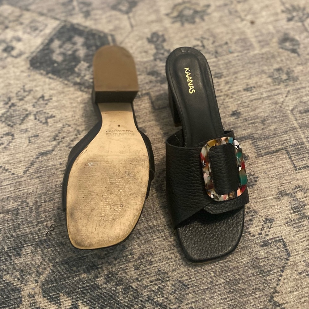 Kaanas sandals - Picture 3 of 3